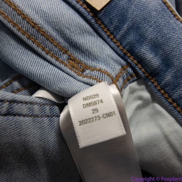 NEW High-Rise Slim Straight‎ Jeans in Stillwood Wash: Slit-Hem Edition, 29 - Picture 13 of 15